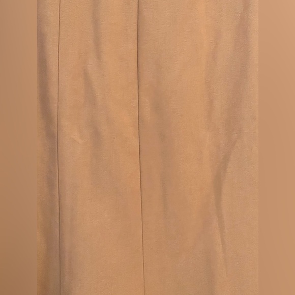 REMOVING SOON FINAL
PRICE NWT Focus 2000 Tan Classy Skirt with Ruffled Hem - Picture 2 of 7